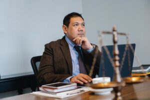Marketing Estratégico Digital para Escritórios de Advocacia: Aumente sua Visibilidade e Conquiste mais Clientes
