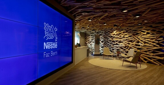 Nestlé cubo itaú